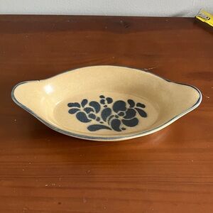 Pfaltzgraff Folk Art  au gratin dish